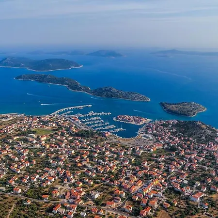 Milivoj * Tribunj (Sibenik-Knin)