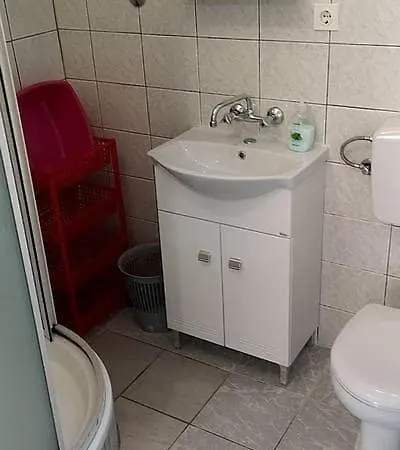 Apartment Milivoj Tribunj (Sibenik-Knin)