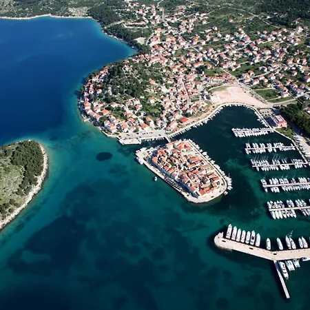 Milivoj * Tribunj (Sibenik-Knin)
