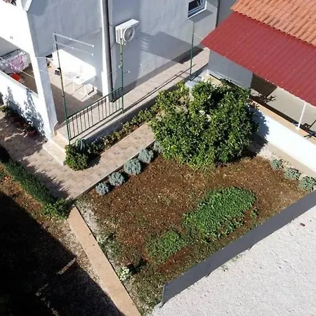 Apartment Milivoj