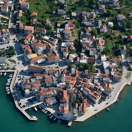 Apartment Milivoj *